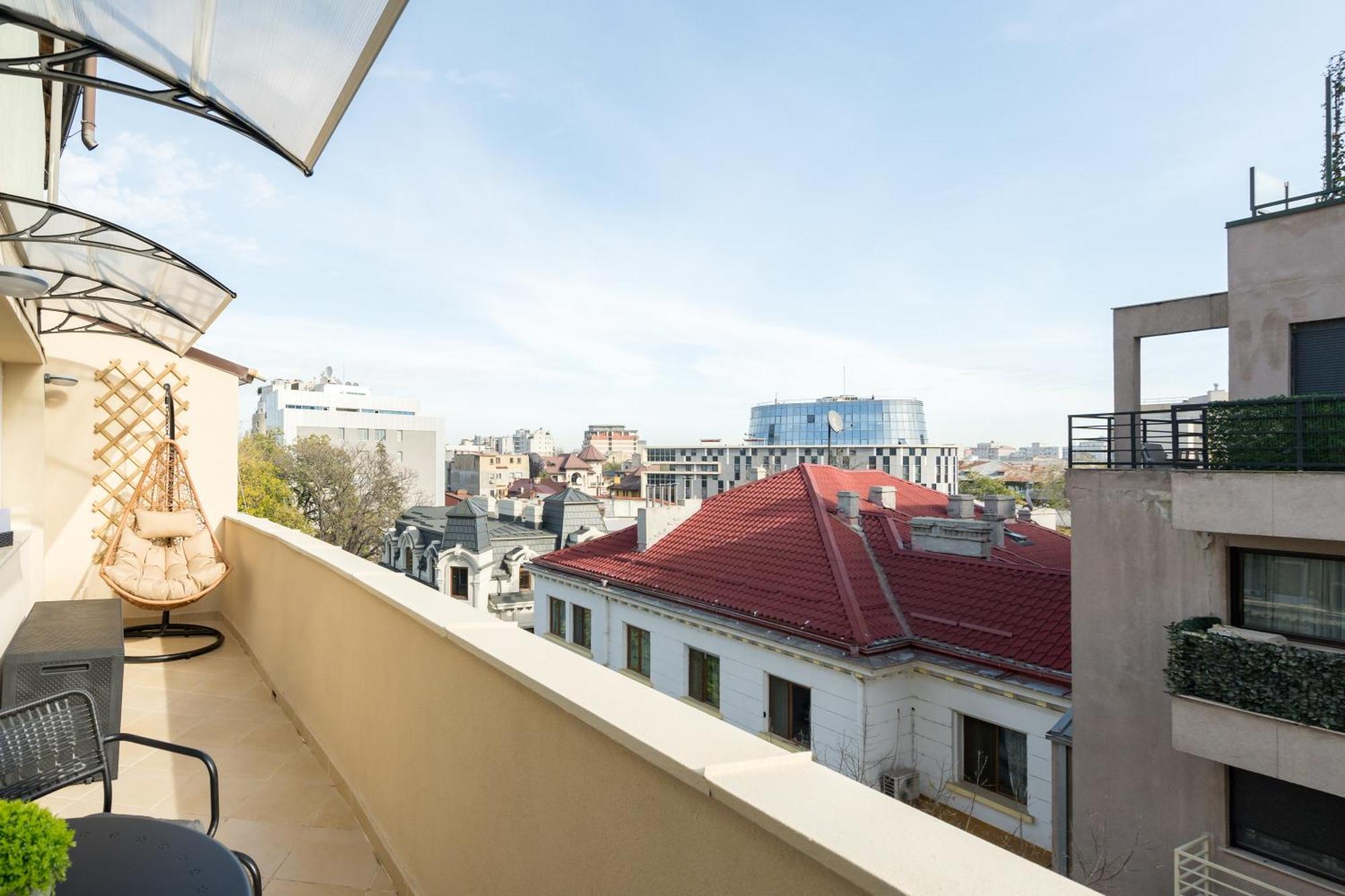 Urban Dream Studio With City Views & Comfort Bucharest Exterior photo
