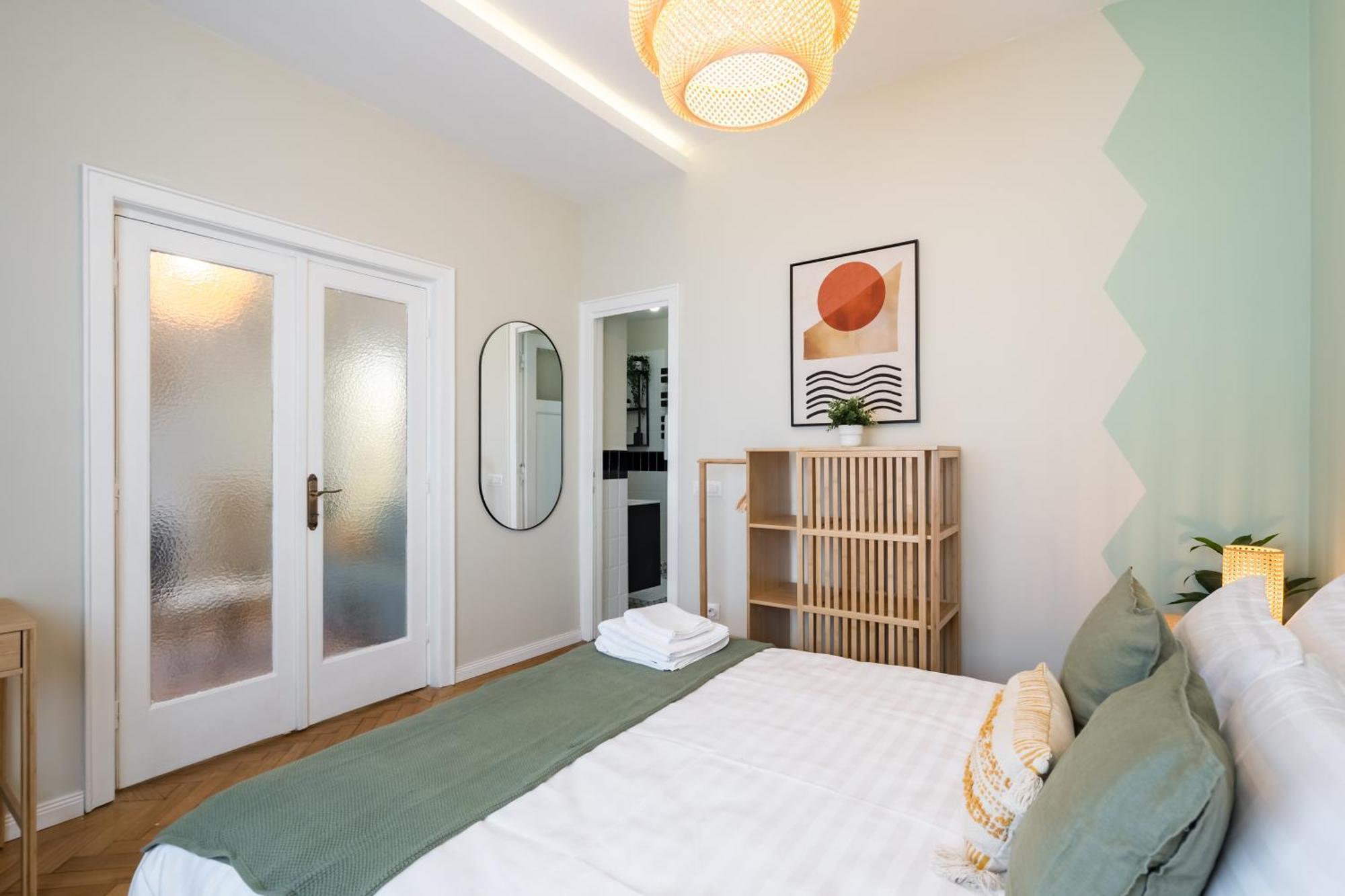 Urban Dream Studio With City Views & Comfort Bucharest Exterior photo